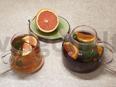 Greipfrutų arbata su mėtomis pagrindine nuotrauka