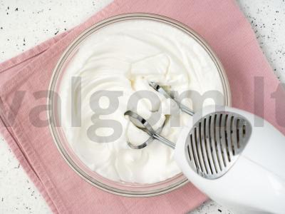 Pistacijų keksiukas Žingsnis 4