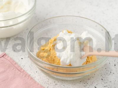 Pistacijų keksiukas Žingsnis 5