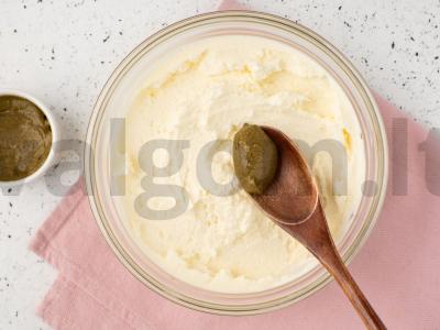 Pistacijų keksiukas Žingsnis 10