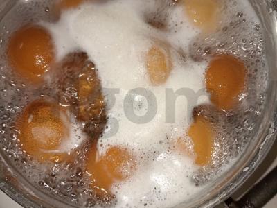 Salotos su žirniais ir šonine namuose Žingsnis 1