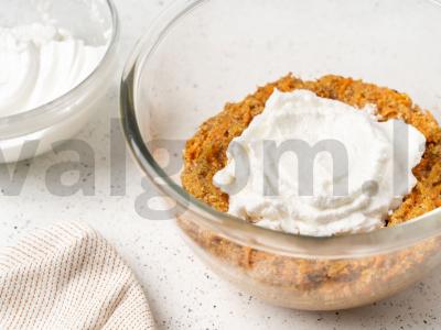 Morkų pyragas su migdolais Žingsnis 4