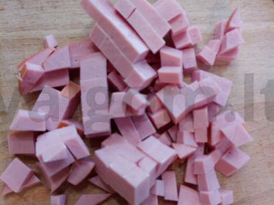 Salotas „Maskvos“ su žirniais Žingsnis 3