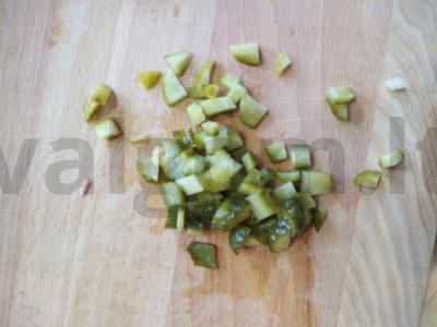 Salotas „Maskvos“ su žirniais Žingsnis 4