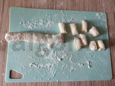 Varškės gnocchi su ištirpintu sviestu Žingsnis 6