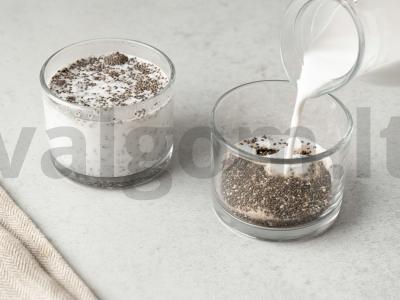 Čia pudingas su goji uogomis ir kokosų pienu Žingsnis 3