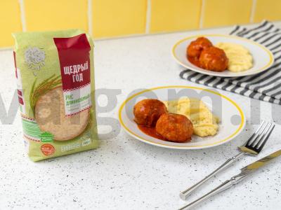 Koldūnai su ryžiais ir padažu pagrindine nuotrauka