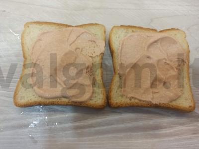 Šilti sumuštiniai su padažu ir žolelėmis Žingsnis 3