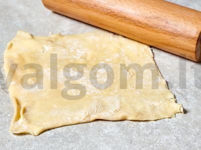 Sluoksniuota tešla kruasanams Žingsnis 11