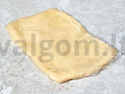 Sluoksniuota tešla kruasanams Žingsnis 14