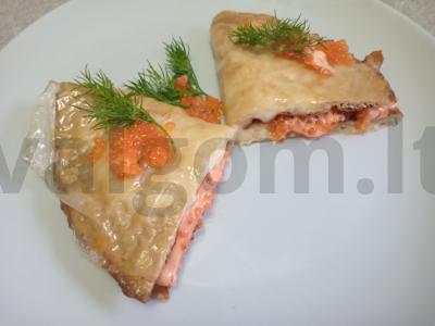 Azijietiškas omletas ryžių popieriuje pagrindine nuotrauka