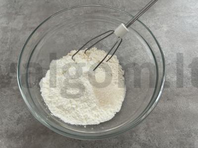 Vegetariški blynai su krakmolu Žingsnis 1