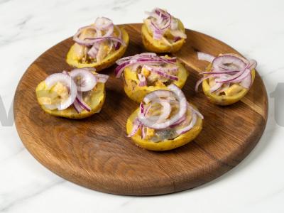 Užkandis iš bulvių ir silkių šventiniam stalui Žingsnis 4