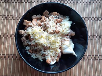 Salotos su baltaisiais pupelėmis, sūriu ir sausainiais Žingsnis 3