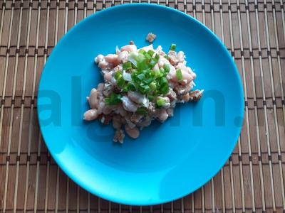 Salotos su baltaisiais pupelėmis, sūriu ir sausainiais Žingsnis 4