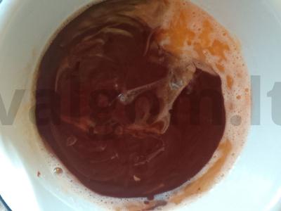 Brownie su varškės ir vaisių įdaru Žingsnis 7