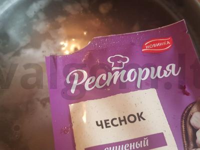 Nuostabus mėsos borščas Žingsnis 3