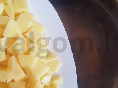 Nuostabus mėsos borščas Žingsnis 4