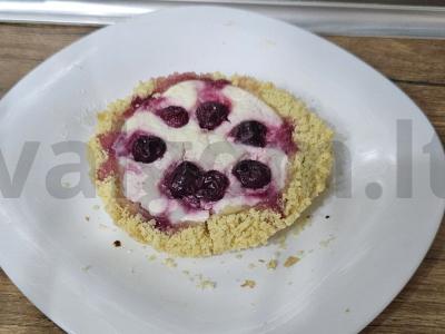 Mini pyragas iš sausainių su vyšniomis Žingsnis 7