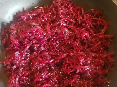 Nuostabus mėsos borščas Žingsnis 8