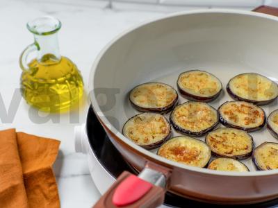 Baklažanai parmezano Žingsnis 2