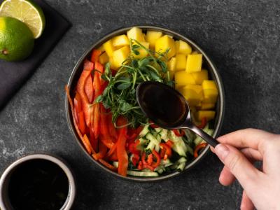 Tailandietiška salotos su mangais Žingsnis 4