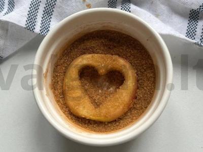 Obuolių žiedai sluoksniuotame tešloje Žingsnis 10