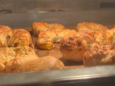 Obuolių žiedai sluoksniuotame tešloje Žingsnis 13