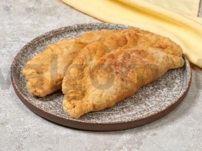 Čeburekai su alumi pagrindine nuotrauka