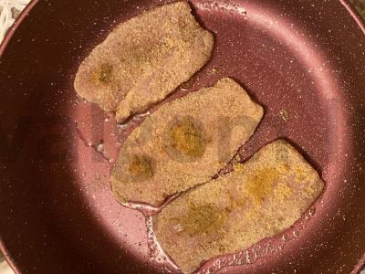 Vištiena granatų sultyse ir džiūvėsėliuose Žingsnis 5