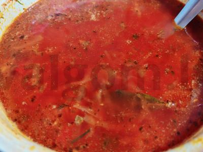 Borsčas su burokėliais ir šviežiais pomidorais Žingsnis 9