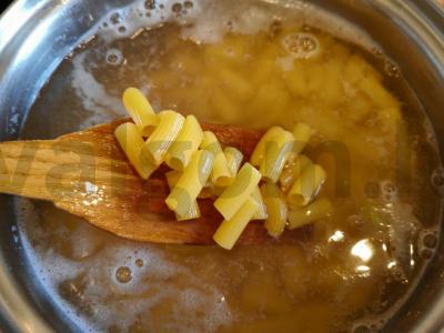 Beigluteniai vamzdiniai makaronai „Po-flotiski“ Žingsnis 5