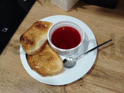 Braškinių džemas pagrindine nuotrauka