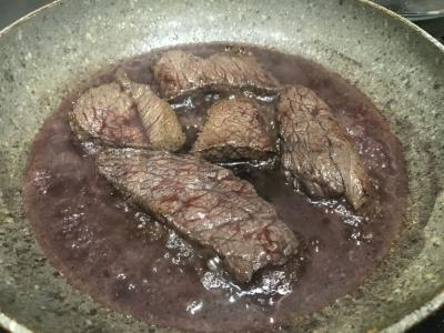 Funchosa su kepta jautiena, paprikomis ir agurkais Žingsnis 3