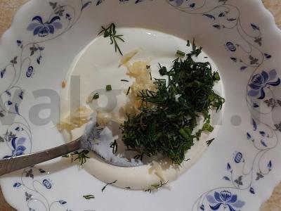 Lašiša grietinėlės padaže Žingsnis 1