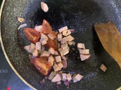 Kiaušiniai su dešra po sūriu Žingsnis 3