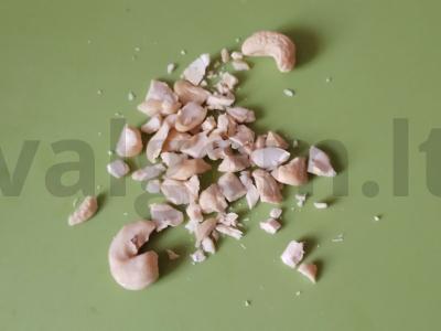 Apelsinų ir morkų salotas su anakardžiais Žingsnis 2