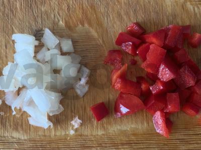 Daržovių ir vištienos filė salotas Žingsnis 4