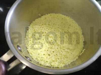 Pšenių košė su razinomis Žingsnis 4