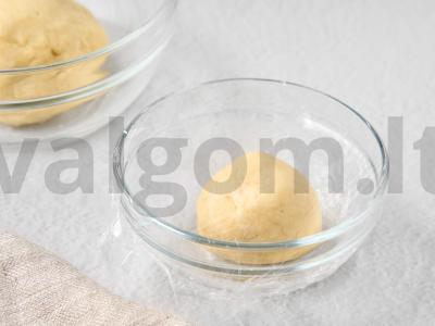 Tarkuotas pyragas su citrina ir apelsinu Žingsnis 2