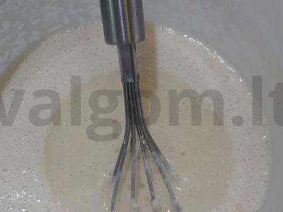 Plonos blynai su braškėmis Žingsnis 4