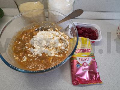 Varškės apkepas su vyšniomis Žingsnis 2