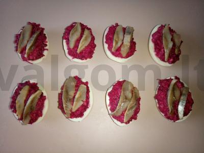 Įdaryti kiaušiniai su silke Žingsnis 4