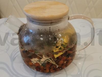 Arbata su šermukšniu, raudonėliu ir citrina Žingsnis 5