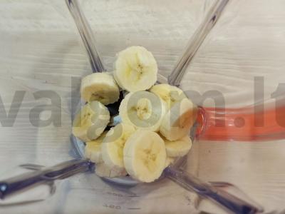 Smuzi su varške ir bananais Žingsnis 1