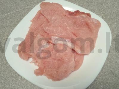 Kiaulienos kotletai su grikių garnyru Žingsnis 1