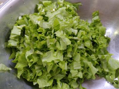 Vasaros salotos su agurkais ir majonezu Žingsnis 3