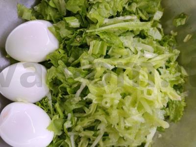 Vasaros salotos su agurkais ir majonezu Žingsnis 5