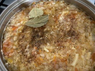 Šaltibarščiai su šviežia kopūstais ir aštriu padažu Žingsnis 8