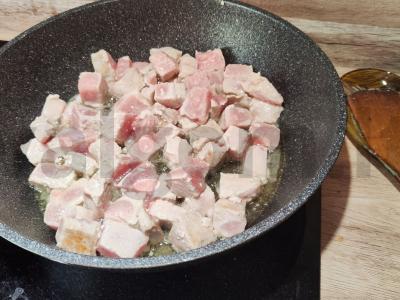 Kepta kiauliena keptuvėje Žingsnis 2